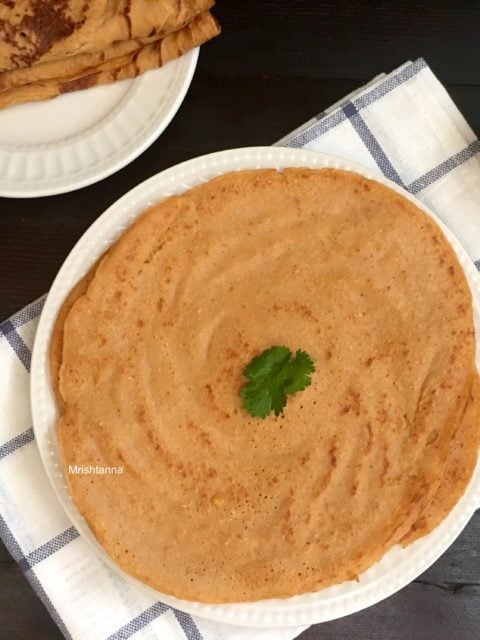 A quinoa Dosa and Chutney