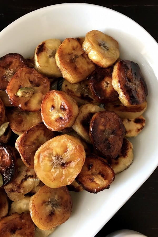 Sliced and roasted sweet plantains on a plate