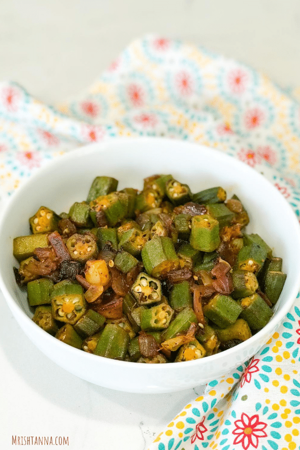 A bowl of okra fry on the table
