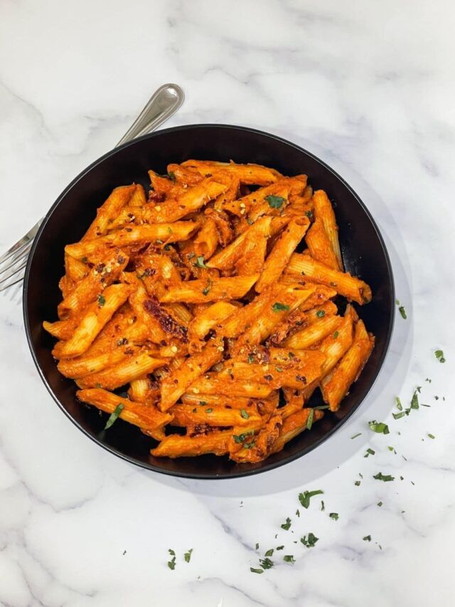 Vegan Sun Dried Tomato Pasta