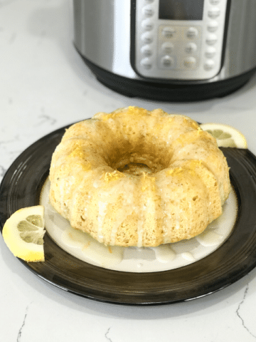 A close up of a bundt cake on a plate