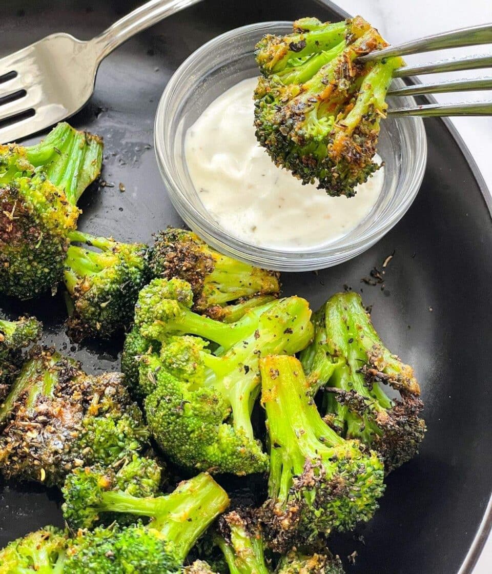 Air Fryer Frozen Broccoli • Simple Sumptuous Cooking