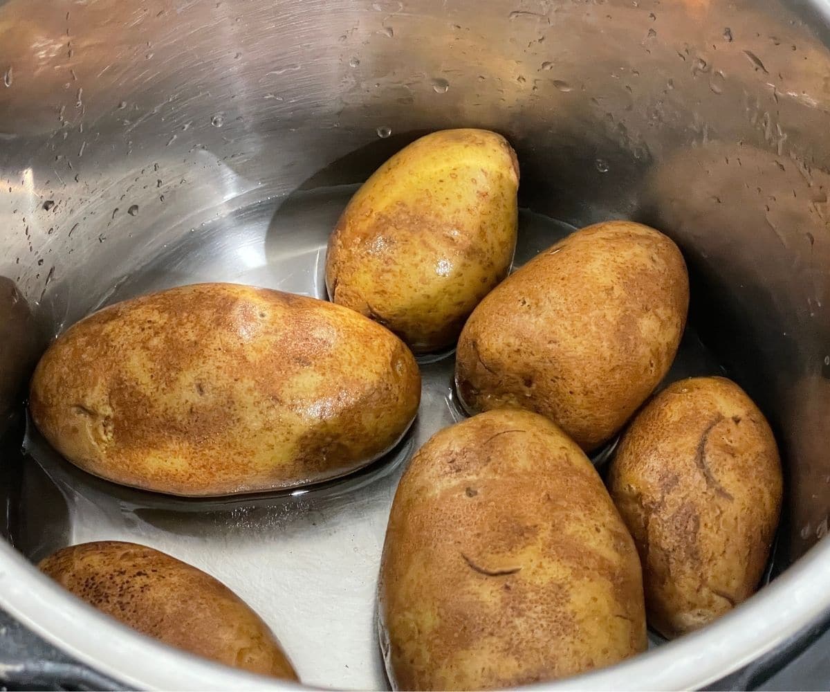 Potatoes are placed inside the instant pot.