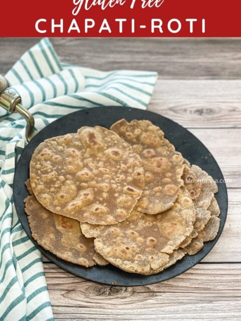 Qunia flour rotis are placed on the tawa.