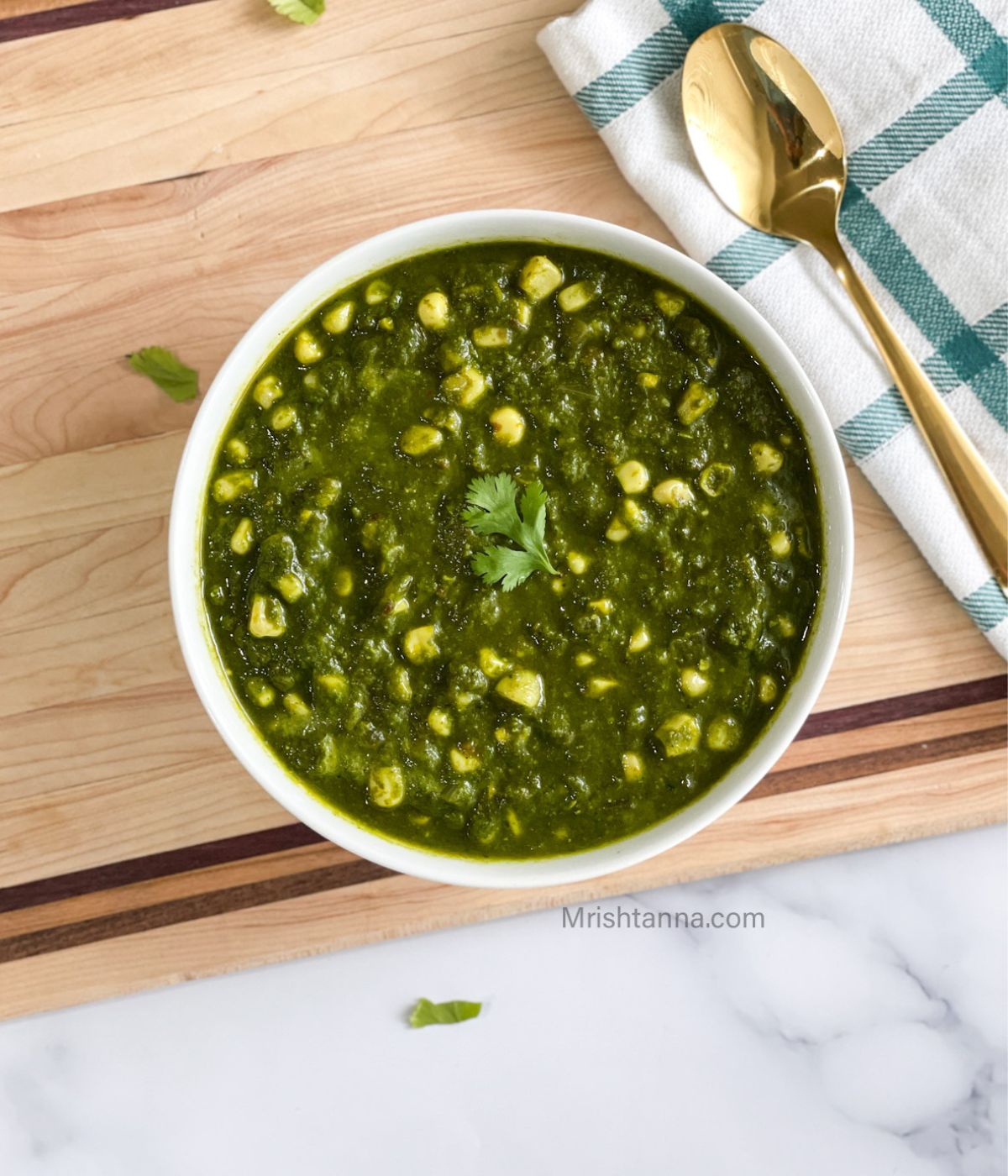 head shot of corn palak curry.