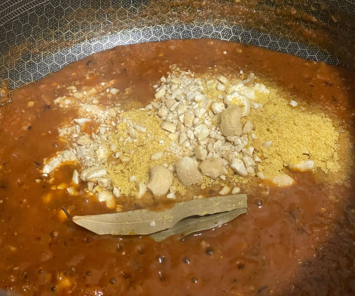 A pan is with tofu kadai masala mixture.