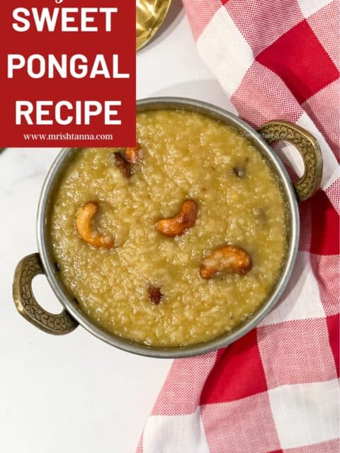 Sweet pongal is in the bowl.